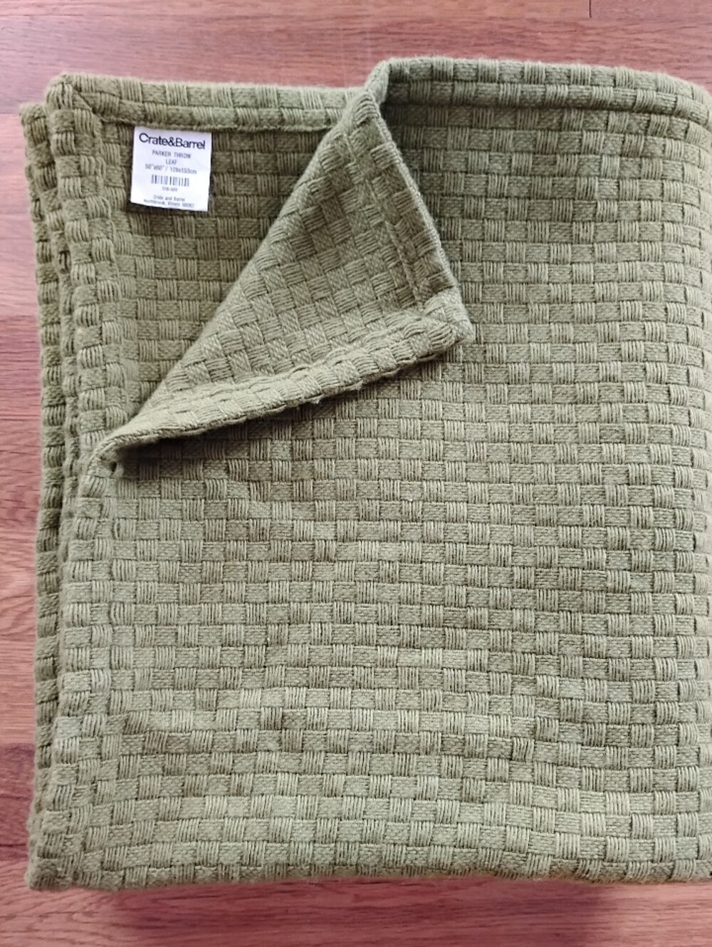Crate & Barrel Leaf Green Parker Wool Blend Throw Blanket 50" x 60" classic warm
